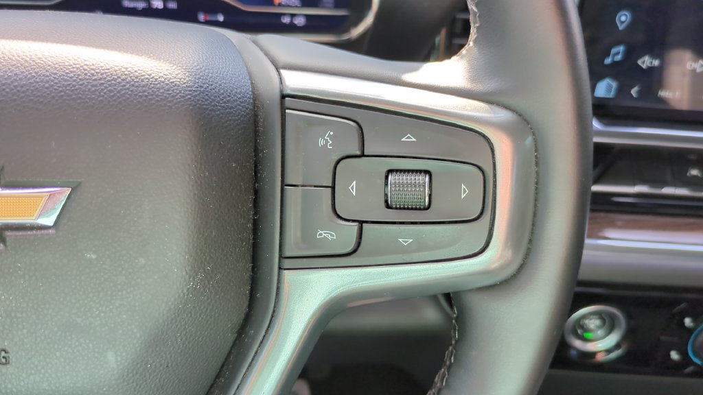 Used 2024 Chevrolet Silverado 1500 LT AWD/4WD image 21