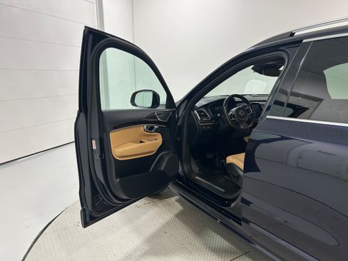 Used 2019 Volvo XC90 T6 Momentum w/ Advanced Package AWD/4WD image 22