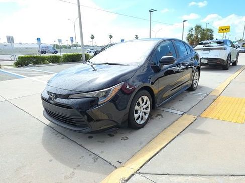 Used 2024 Toyota Corolla LE FWD image 8
