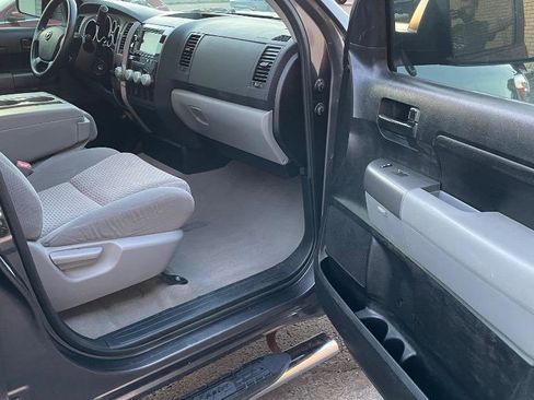 Used 2011 Toyota Tundra 2WD Double Cab w/ Tow Pkg image 28