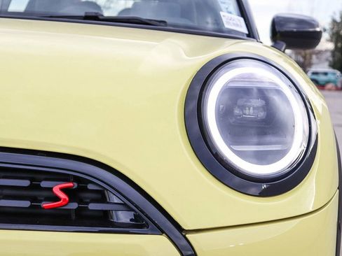 Used 2025 MINI Cooper S image 9