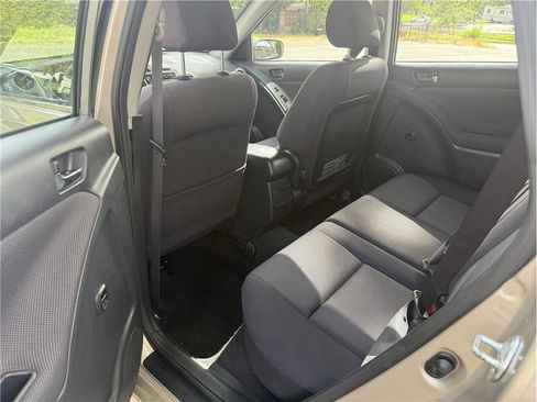 Used 2003 Toyota Matrix XRS FWD image 10