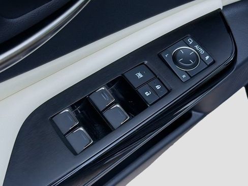 Used 2022 Lexus ES 350 w/ Premium Package FWD image 22