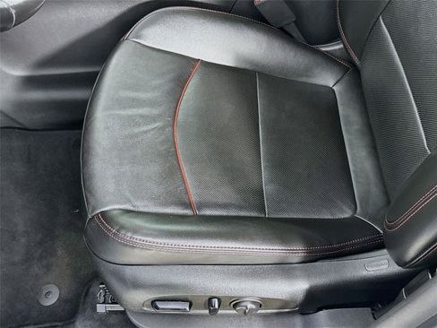 Used 2022 Chevrolet Equinox RS w/ RS Leather Package AWD/4WD image 21