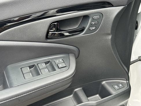 Used 2023 Honda Passport Elite image 21