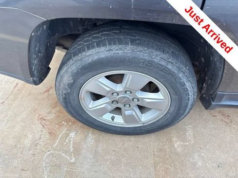 Used 2016 Jeep Compass Sport w/ Power Value Group FWD image 15