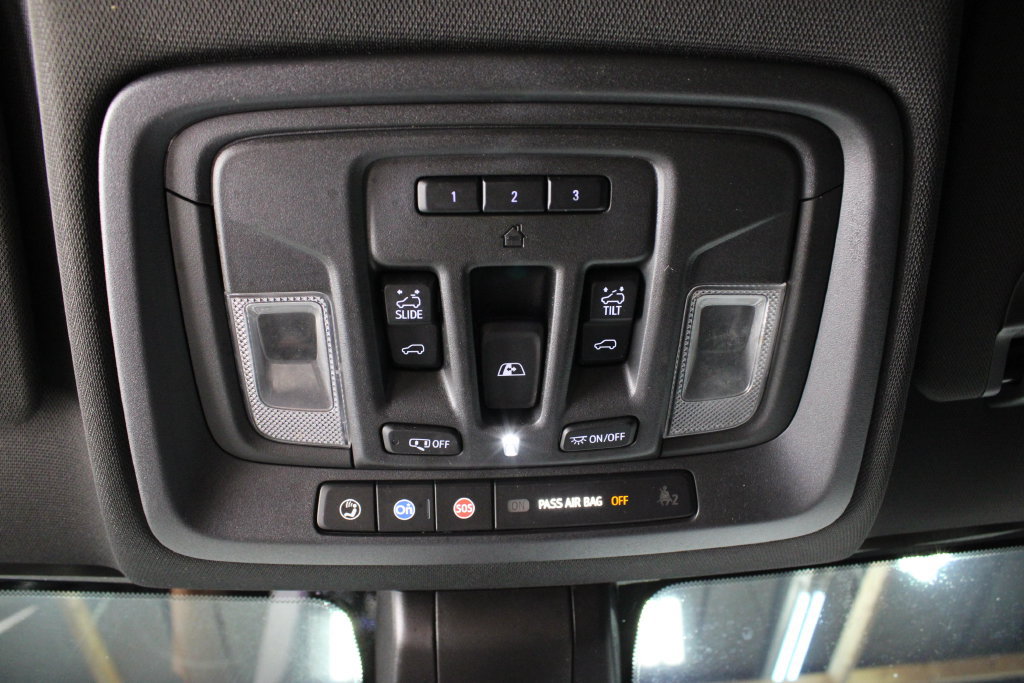 Used 2022 GMC Sierra 2500 AT4 w/ AT4 Premium Plus Package AWD/4WD image 28