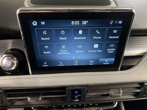 Used 2022 Lincoln Corsair Reserve w/ Equipment Group 201A image 10