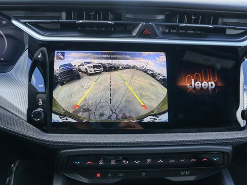 New 2026 Jeep Cherokee Laredo AWD/4WD image 17
