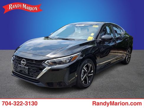 Used 2025 Nissan Sentra SV FWD image 1