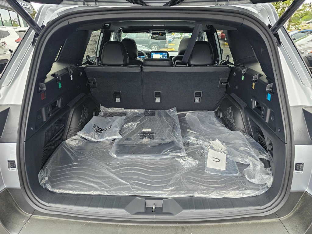 New 2026 Subaru Outback Limited AWD/4WD image 13