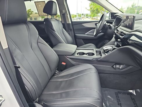Certified 2025 Acura MDX SH-AWD w/ Technology Package image 10