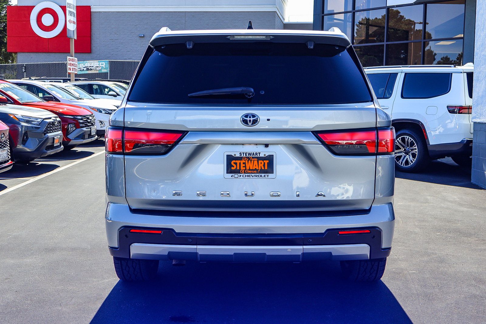 Used 2023 Toyota Sequoia Capstone AWD/4WD image 23