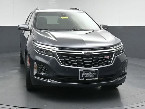 Used 2022 Chevrolet Equinox RS w/ LPO, Floor Liner Package image 2