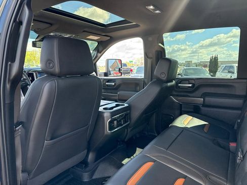 Used 2020 GMC Sierra 2500 AT4 w/ AT4 Preferred Package AWD/4WD image 27