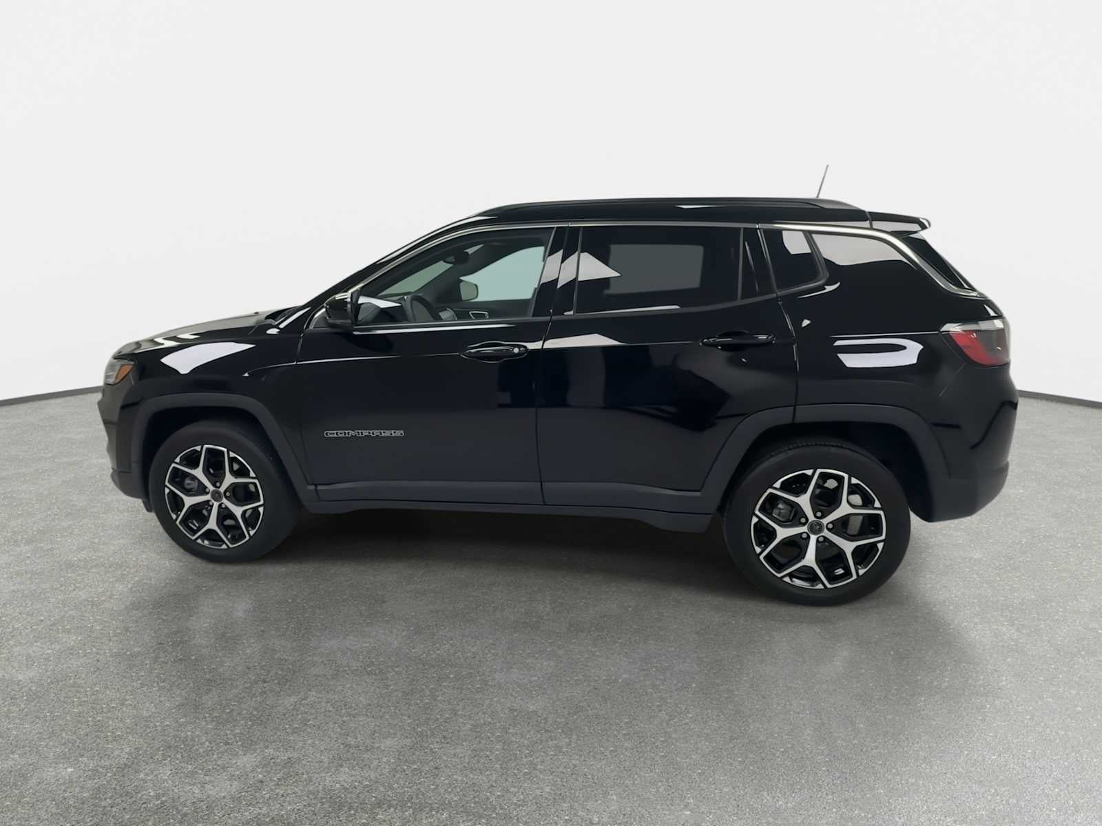 Used 2025 Jeep Compass Limited AWD/4WD image 6