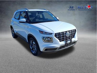 Used 2025 Hyundai Venue SEL
