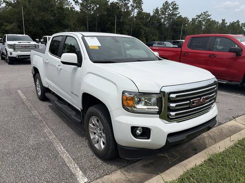 Used 2018 GMC Canyon SLE w/ SLE Convenience Package RWD image 2