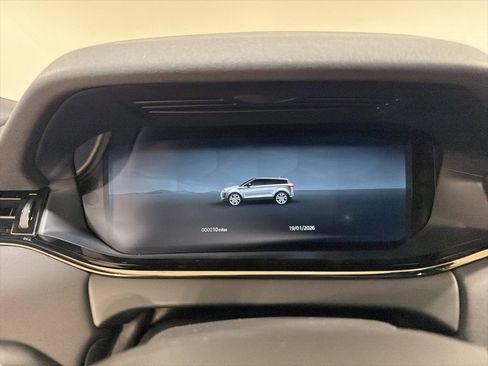 New 2026 Land Rover Range Rover Evoque S image 15