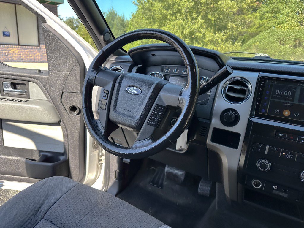 Used 2012 Ford F150 XLT w/ XLT Chrome Pkg AWD/4WD image 27