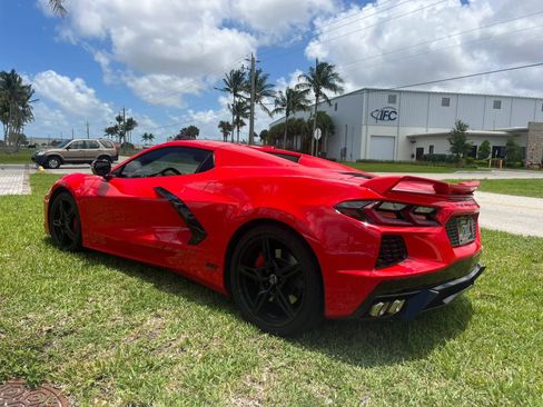 Used 2023 Chevrolet Corvette Stingray Convertible w/ Z51 Performance Package RWD image 8