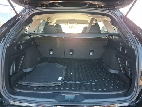 Used 2024 Subaru Outback Premium image 27