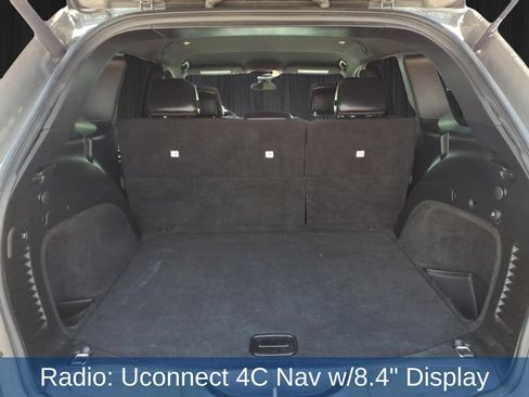 Used 2020 Jeep Grand Cherokee Altitude RWD image 14