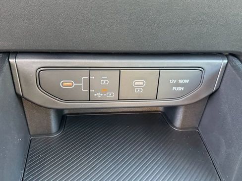 New 2025 Kia K4 LXS image 19