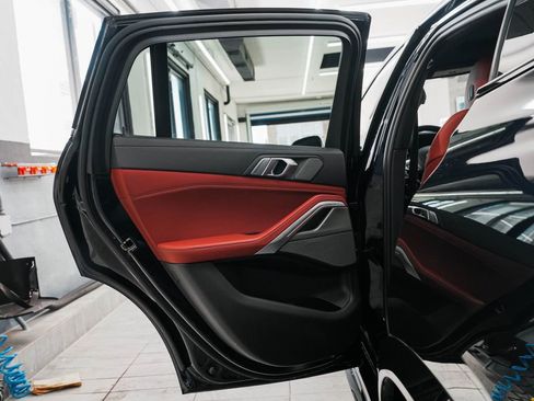 Used 2021 BMW X6 xDrive40i w/ M Sport Package image 13