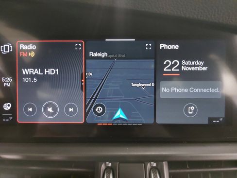New 2025 Alfa Romeo Giulia w/ Veloce Package Rwd image 22