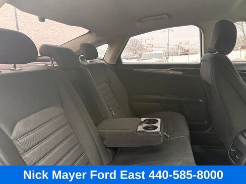 Used 2020 Ford Fusion SE image 20