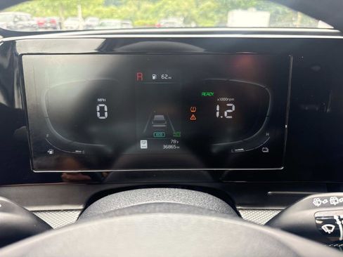 Used 2023 Kia Sportage LX image 32