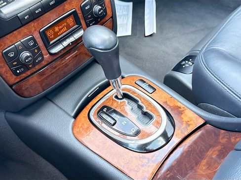 Used 2004 Mercedes-Benz S 500 Sedan image 16