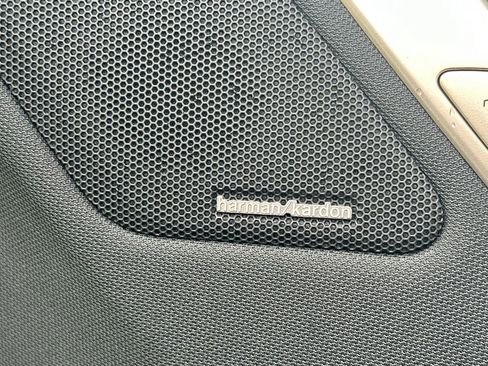 New 2026 BMW iX xDrive60 w/ Premium Package image 17