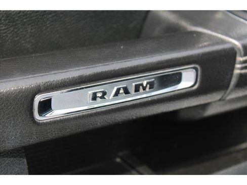Used 2015 RAM 1500 Laramie w/ Convenience Group image 42