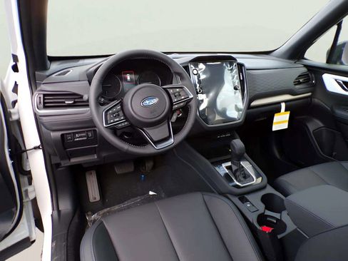 New 2025 Subaru Forester Limited image 9