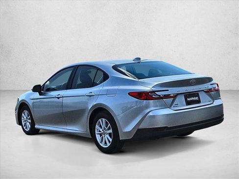 Used 2025 Toyota Camry LE w/ Convenience Package AWD/4WD image 8