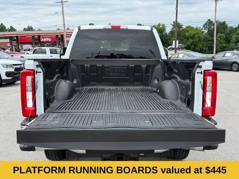 Used 2025 Ford F250 XLT AWD/4WD image 4