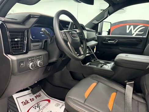 New 2026 GMC Sierra 2500 AT4 AWD/4WD image 9
