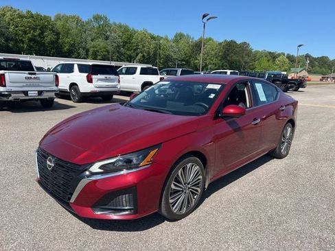 Used 2024 Nissan Altima 2.5 SL AWD/4WD image 1