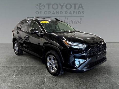 Certified 2025 Toyota RAV4 XLE w/ Convenience Package AWD/4WD image 1