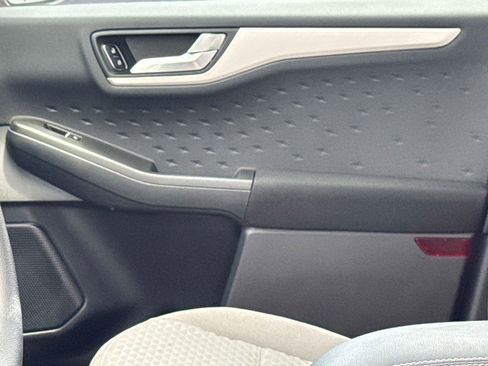 Used 2020 Ford Escape SE FWD image 20
