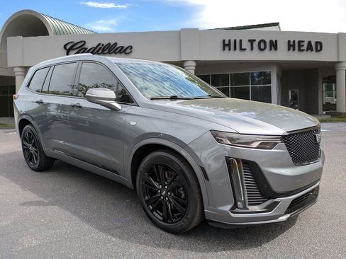 Used 2021 Cadillac XT6 Premium Luxury FWD image 8