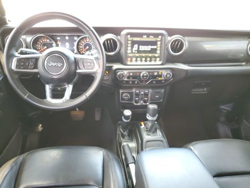 Used 2021 Jeep Wrangler Unlimited Sahara image 7