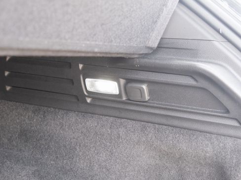 Used 2023 Cadillac XT4 Sport image 26