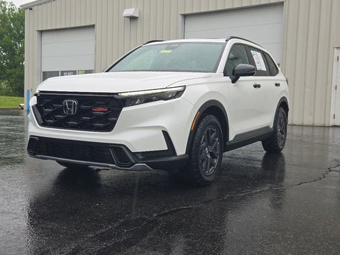 Used 2026 Honda CR-V TrailSport image 3