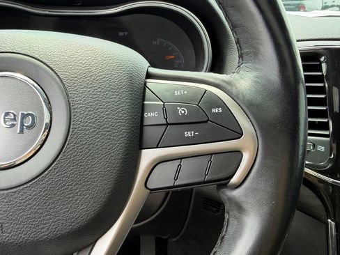 Used 2021 Jeep Grand Cherokee Laredo X AWD/4WD image 20