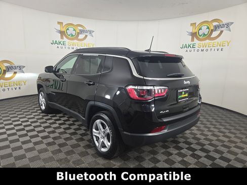 Certified 2024 Jeep Compass Latitude w/ Convenience Group AWD/4WD image 7