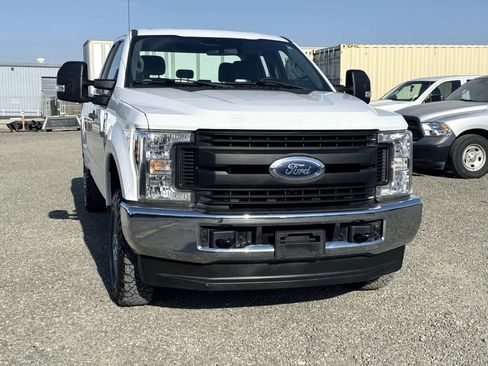 Used 2019 Ford F250 XL w/ XL Value Package AWD/4WD image 3