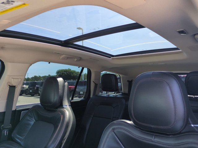 Used 2023 Lincoln Aviator Reserve w/ Equipment Group 201A RWD image 22